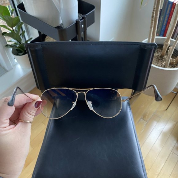 RayBan Aviator Sunglasses - Picture 5 of 5